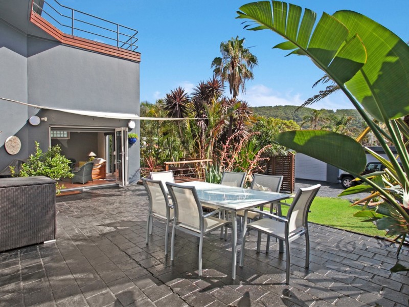 35 Murrawal Road, Stanwell Park NSW 2508