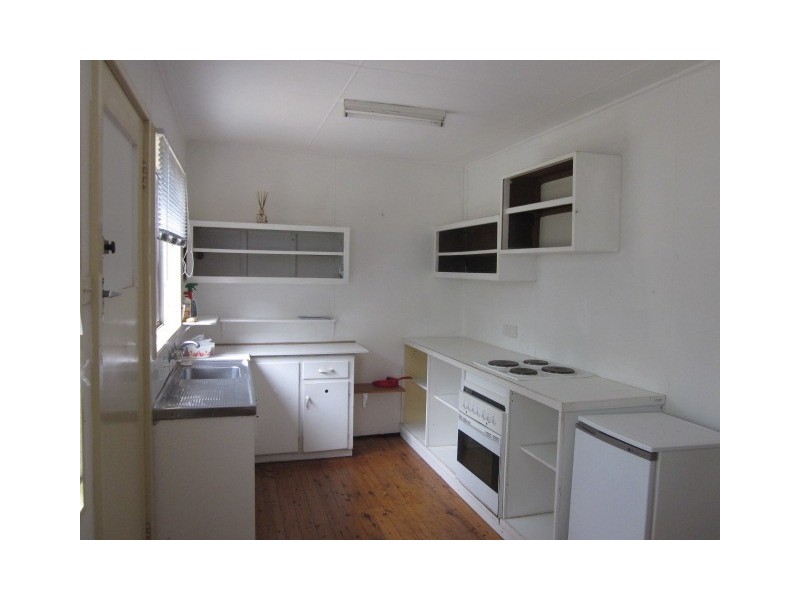 11 Lower Coast Road, Stanwell Park NSW 2508