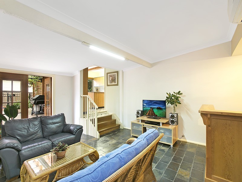 13 Eltham Place, Heathcote NSW 2233
