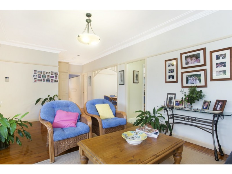 13 Eltham Place, Heathcote NSW 2233