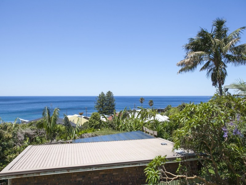 269 Lawrence Hargrave Dr, Coalcliff NSW 2508