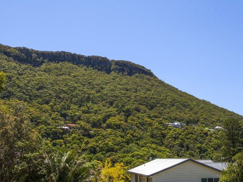 269 Lawrence Hargrave Dr, Coalcliff NSW 2508