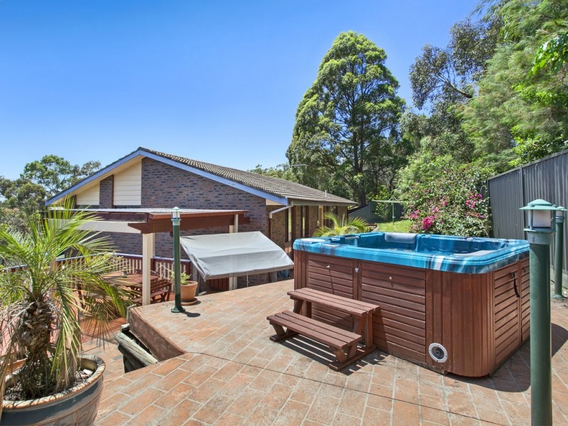 5 Yanchep Place, Yarrawarrah NSW 2233