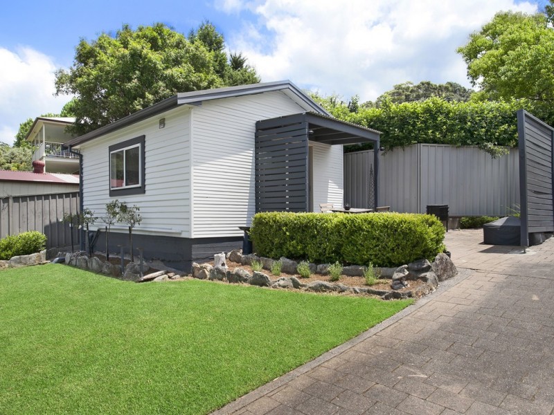 39 The Crescent, Helensburgh NSW 2508