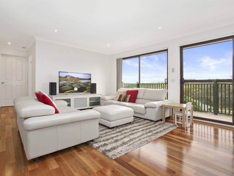 74 Corinth Road, Heathcote NSW 2233