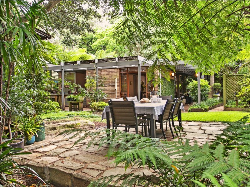 131 Buttenshaw Drive, Austinmer NSW 2515