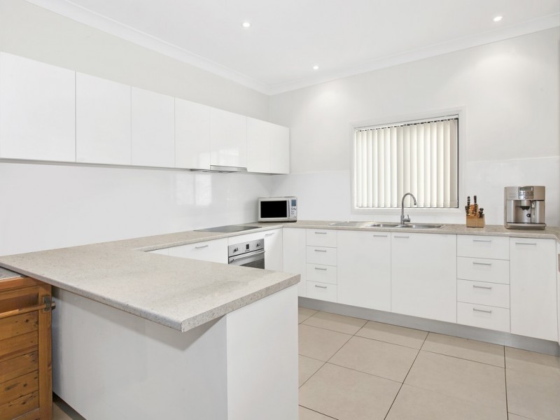 1 Lawrence Hargrave Drive, Helensburgh NSW 2508