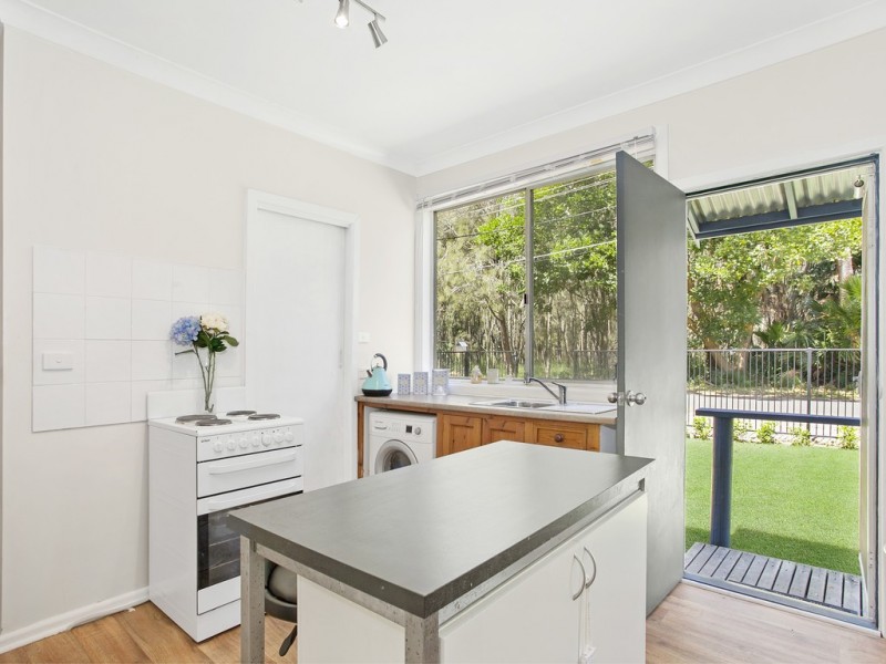79 Scarborough Street, Bundeena NSW 2230