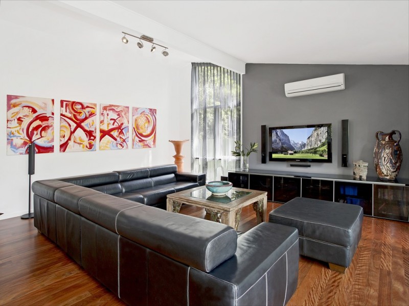 4 Nimbin Place, Yarrawarrah NSW 2233