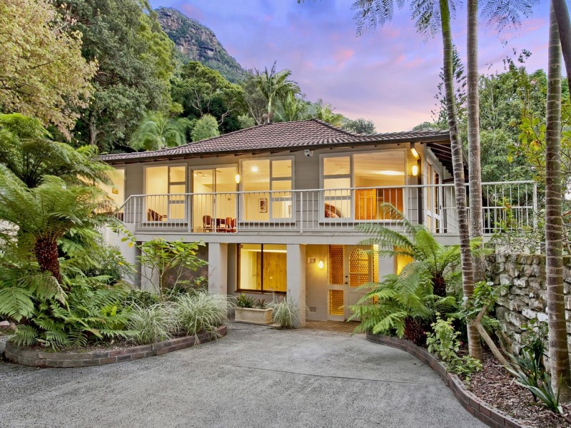 30 Dam Road, Wombarra NSW 2515