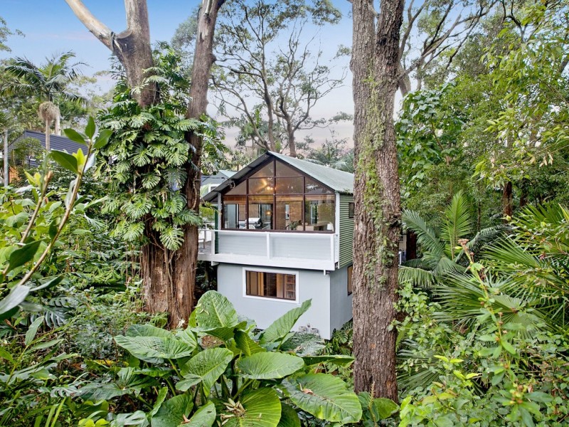 9 Chellow Dene Avenue, Stanwell Park NSW 2508