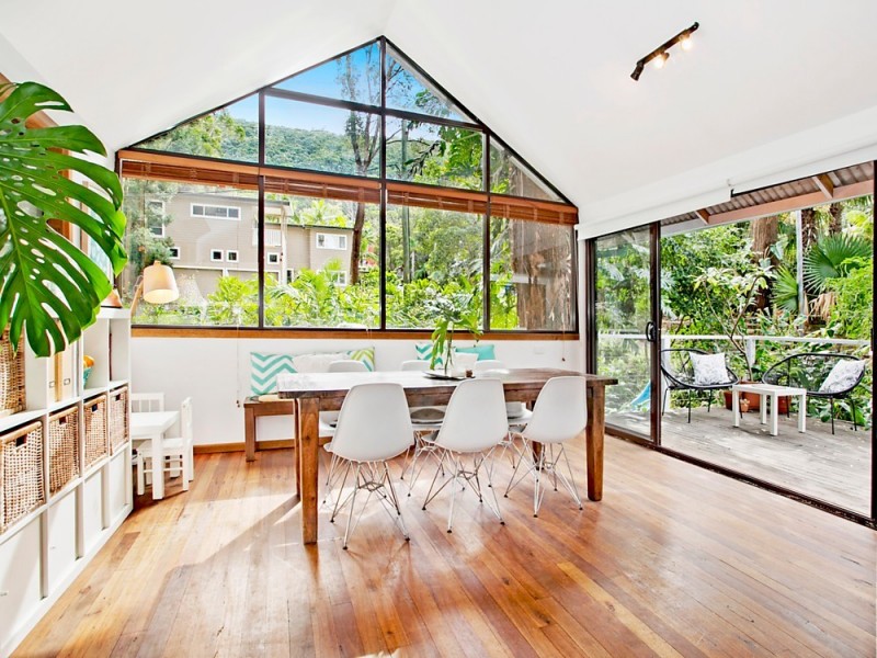 9 Chellow Dene Avenue, Stanwell Park NSW 2508