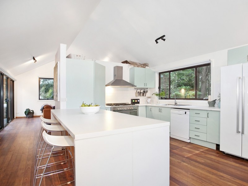 9 Chellow Dene Avenue, Stanwell Park NSW 2508