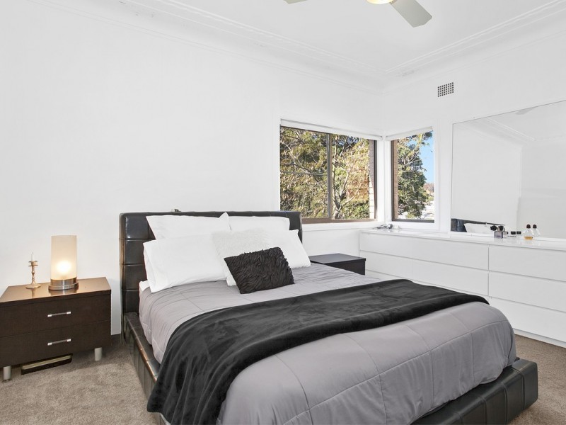 42 Walker Street, Helensburgh NSW 2508