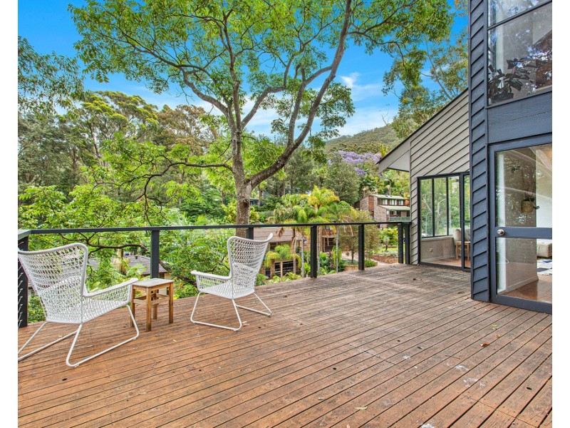 6 Sheridan Crescent, Stanwell Park NSW 2508