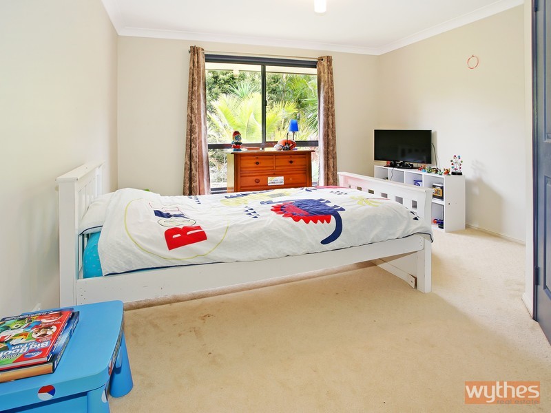 28 White Wood Court, Lake Macdonald QLD 4563
