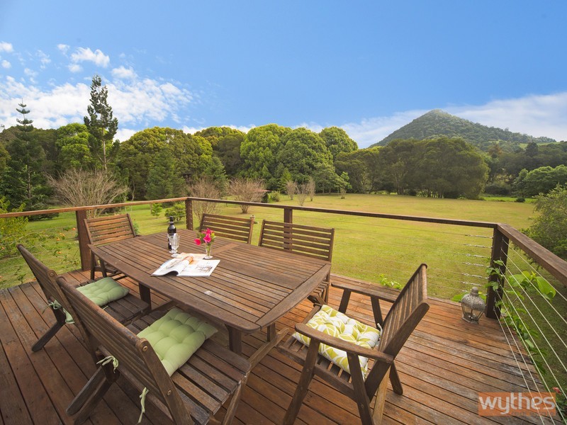 3 Upper Pinbarren Creek Road, Pinbarren QLD 4568