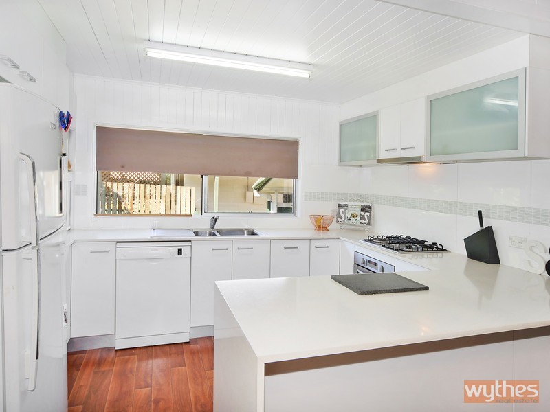 6 Tulip Lane, Cooroy QLD 4563