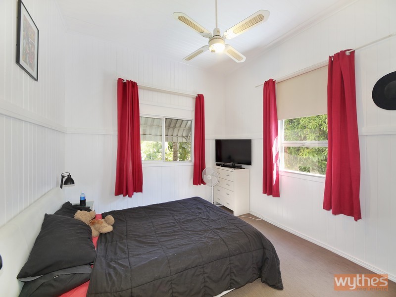 6 Tulip Lane, Cooroy QLD 4563