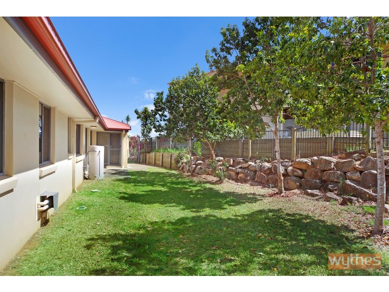 35 Kensington Drive, Cooroy QLD 4563