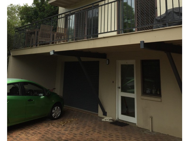 1/10 Emerald Street, Cooroy QLD 4563