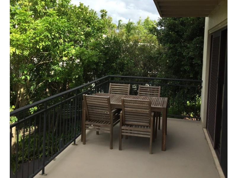 1/10 Emerald Street, Cooroy QLD 4563