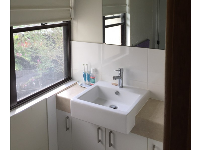 1/10 Emerald Street, Cooroy QLD 4563