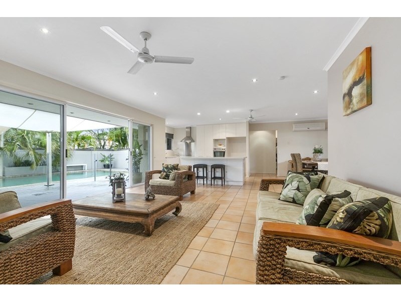 17 Neptune CCT, Noosaville QLD 4566