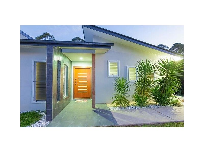 11 Friarbird Place, Pomona QLD 4568