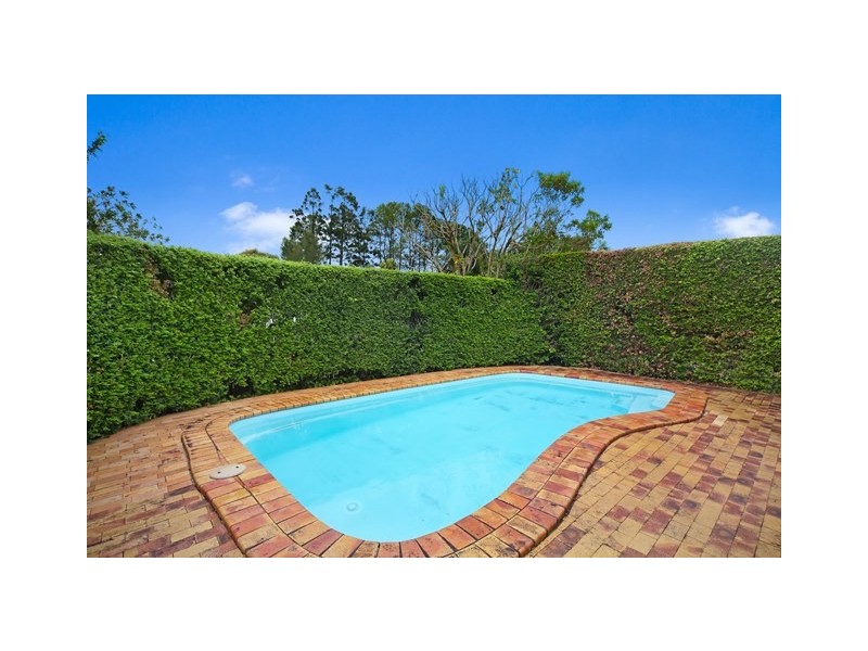 4 Crystal Street, Cooroy QLD 4563