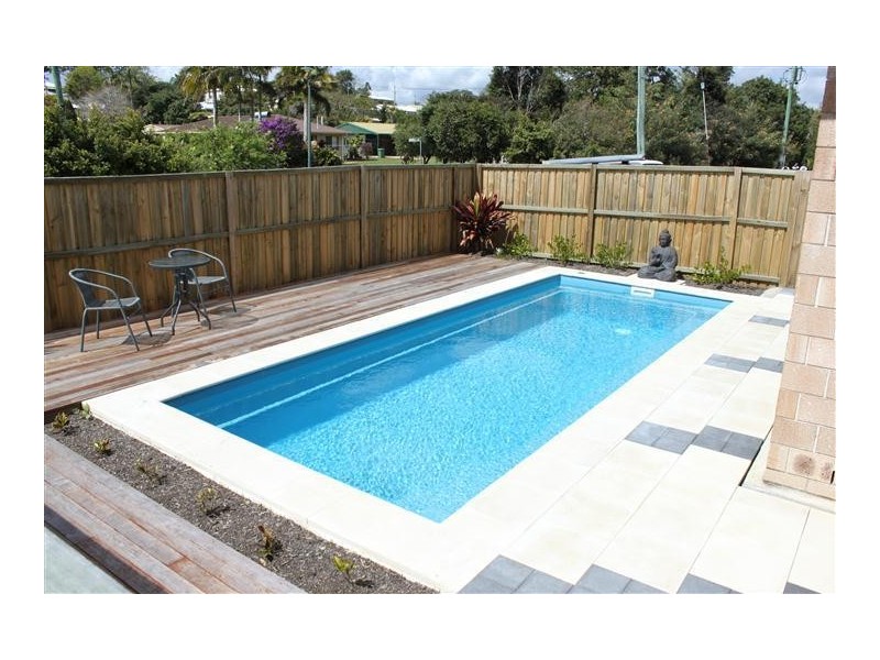 19 Oak Street, Cooroy QLD 4563