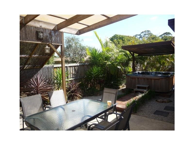 19 Oak Street, Cooroy QLD 4563