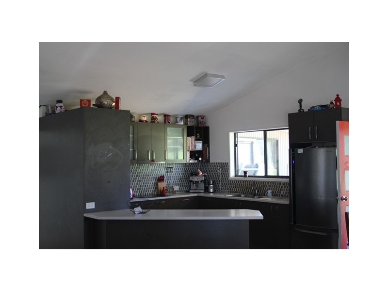 124 Blanckensee Road, Black Mountain QLD 4563