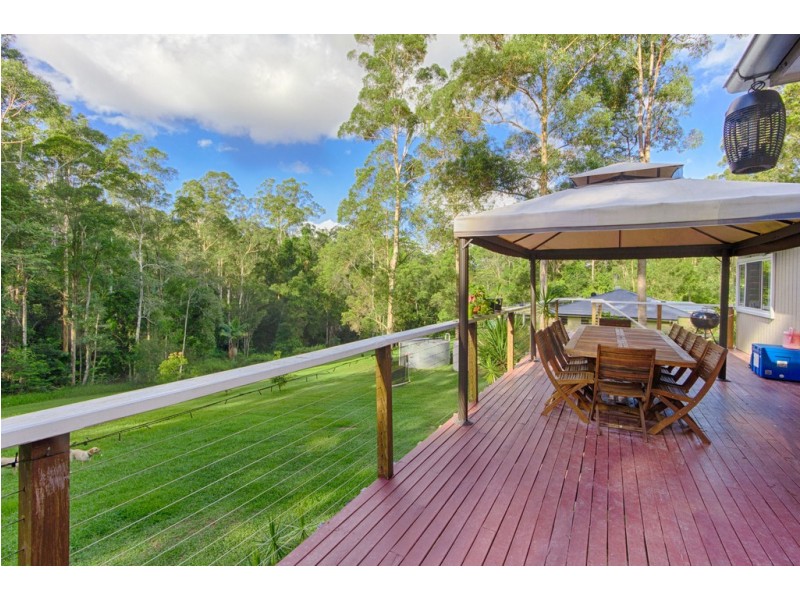 57 Kamala Drive, Lake Macdonald QLD 4563