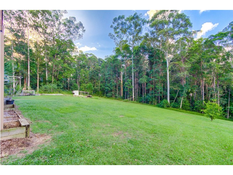 57 Kamala Drive, Lake Macdonald QLD 4563
