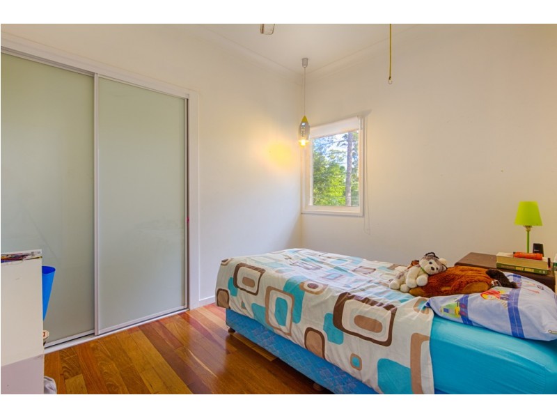 57 Kamala Drive, Lake Macdonald QLD 4563