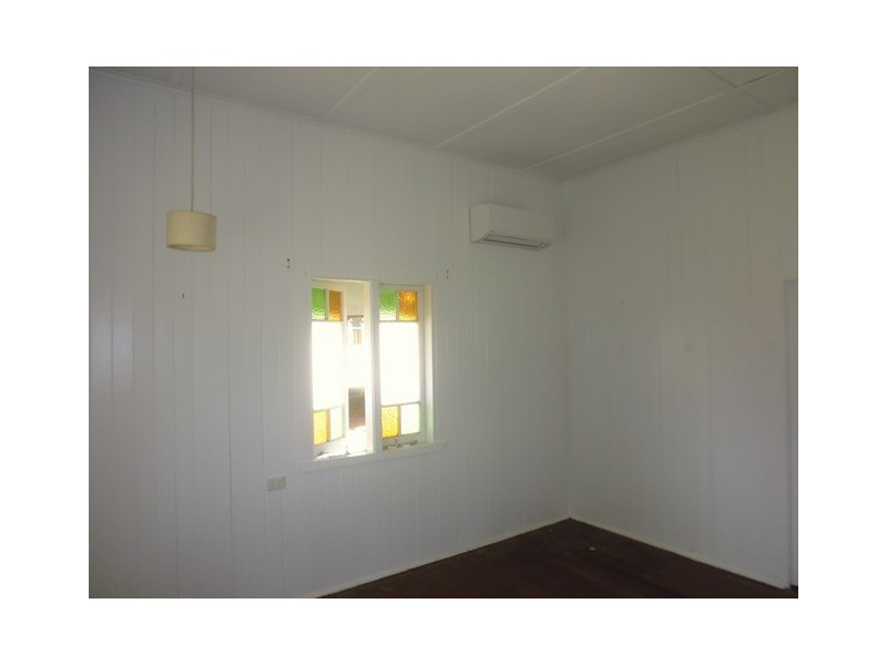 28 Red Street, Pomona QLD 4568