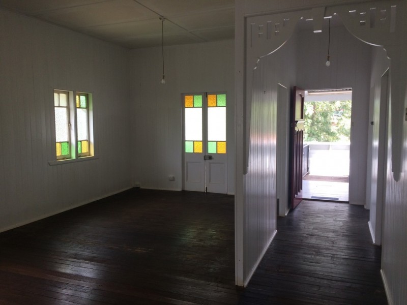 28 Red Street, Pomona QLD 4568