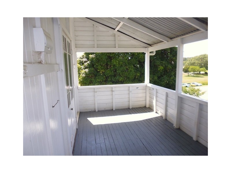 28 Red Street, Pomona QLD 4568