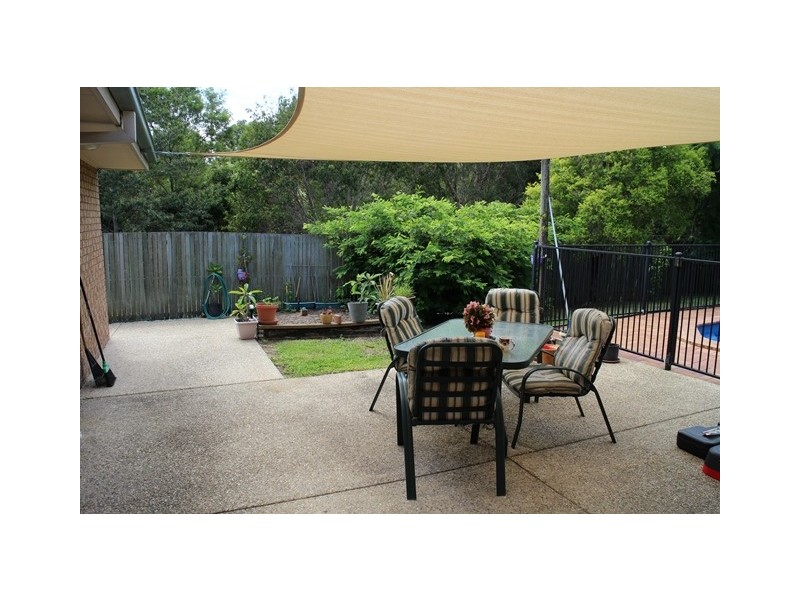 6 Brialka Court, Cooroy QLD 4563