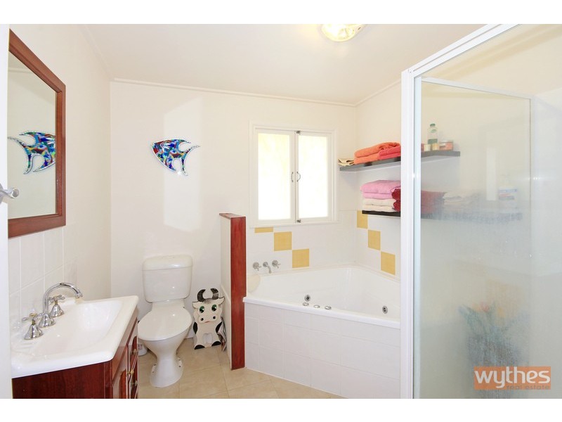 1 Carruthers Court, Cooroy QLD 4563