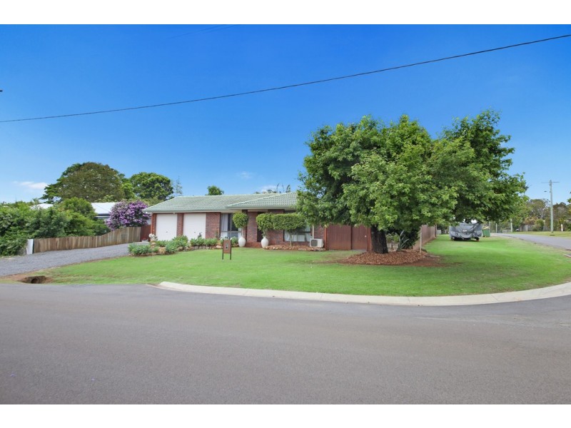 38 Pavilion Street, Pomona QLD 4568