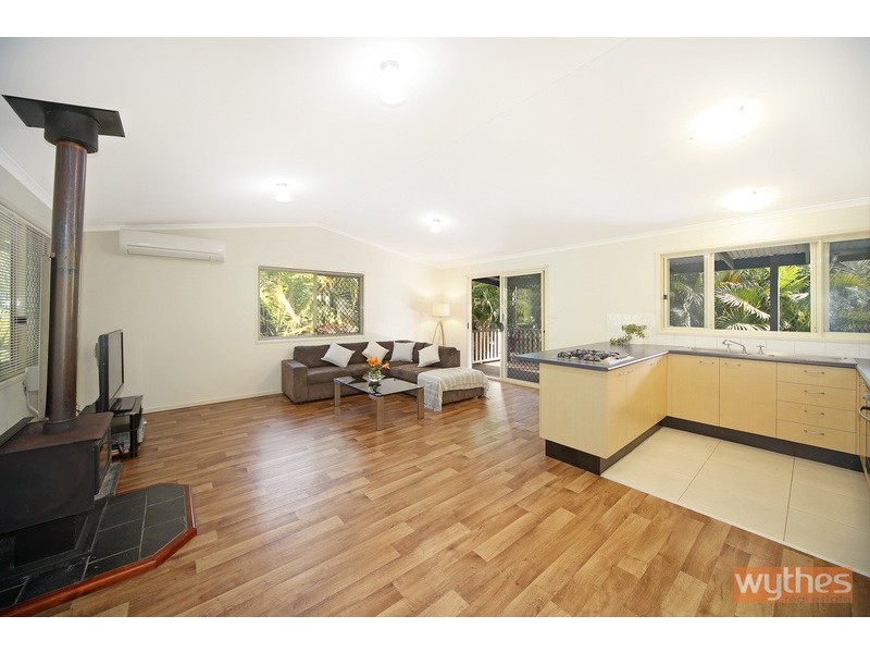 6 Martin Street, Cooran QLD 4569