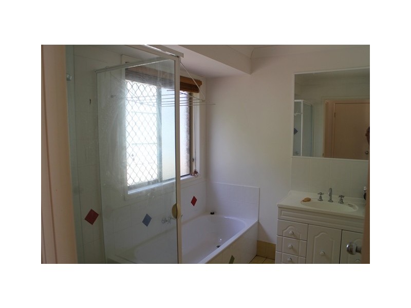 6 Brialka Court, Cooroy QLD 4563