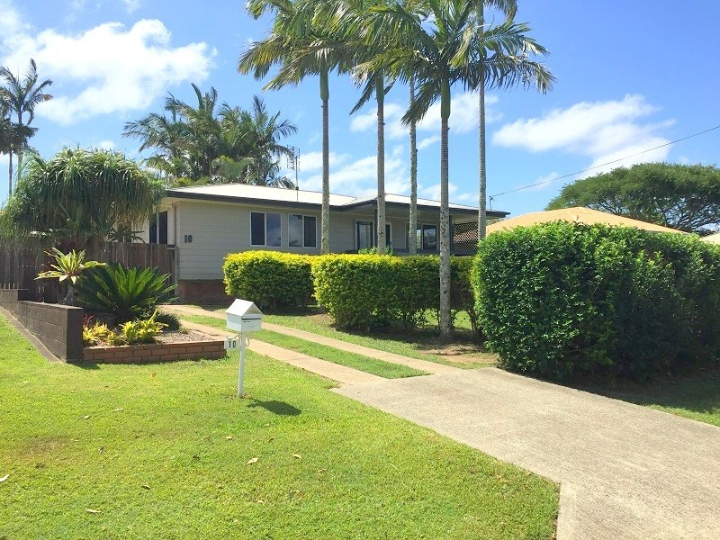 10 Pioneer St, Cooroy QLD 4563