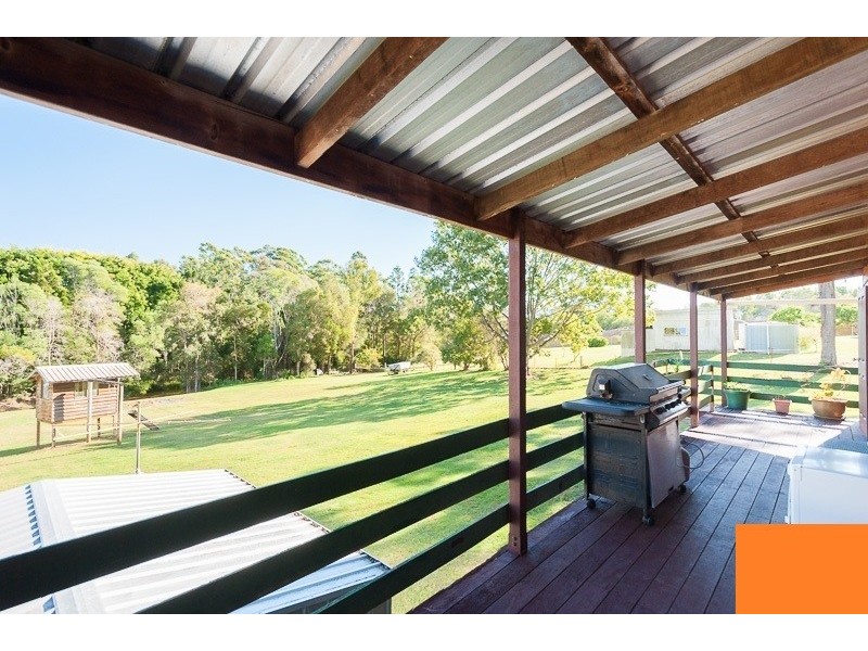 11 Roberts Drive, Cooroy QLD 4563