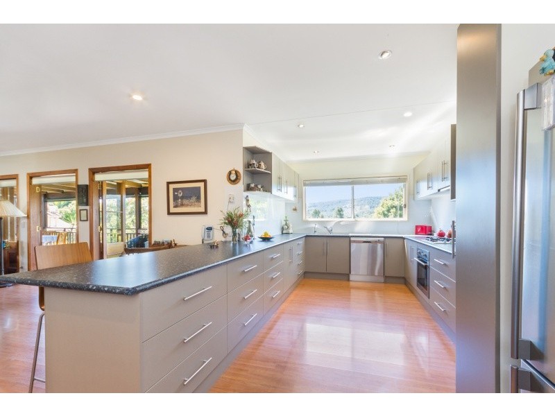 8 Kiah Court, Cooran QLD 4569