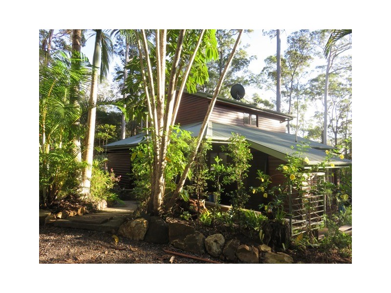 44 Forest Acres Drive, Lake Macdonald QLD 4563