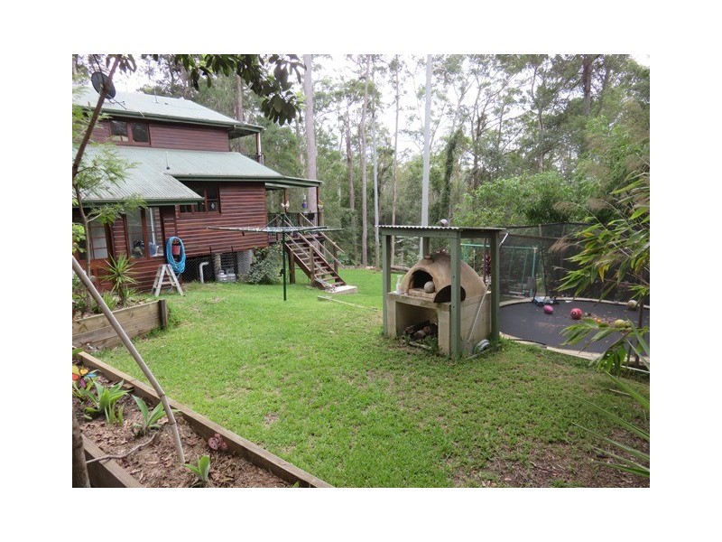 44 Forest Acres Drive, Lake Macdonald QLD 4563
