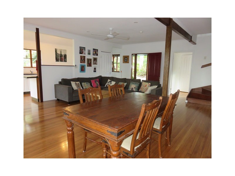 44 Forest Acres Drive, Lake Macdonald QLD 4563